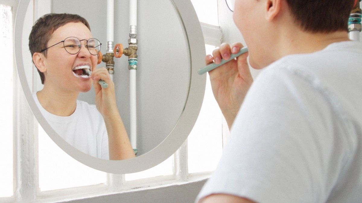 Featured image for “Teeth Whitening in San Francisco, CA : What Works for Surface Stains? ”